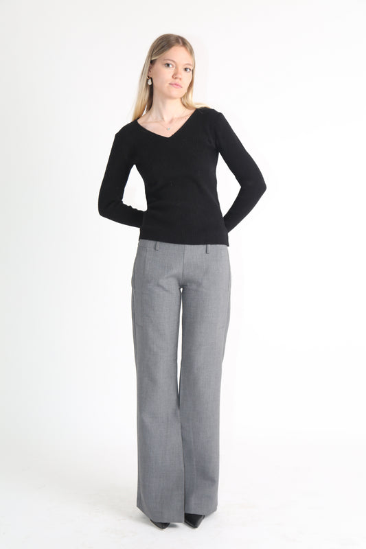 The Long Sleeve V-Neck Ribbed Knit